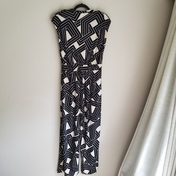 Emma and Michelle geometric pattern Jumpsuit - Picture 2 of 13